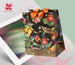 paper shopping bag